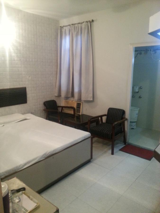 Hotel Greens Ludhiana Zewnętrze zdjęcie